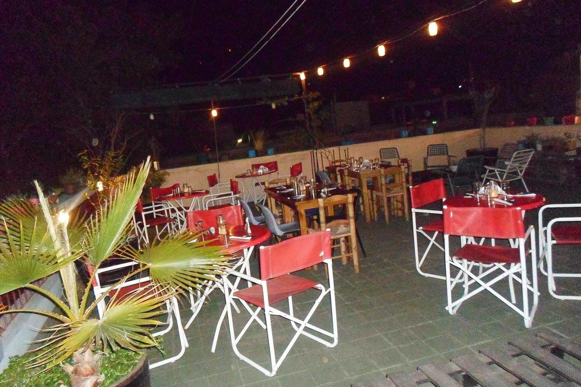 Hostal Confluencia Mendoza Eksteriør billede
